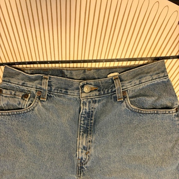 Vintage Levi’s Raw Hem Blue Jeans - Picture 6 of 6